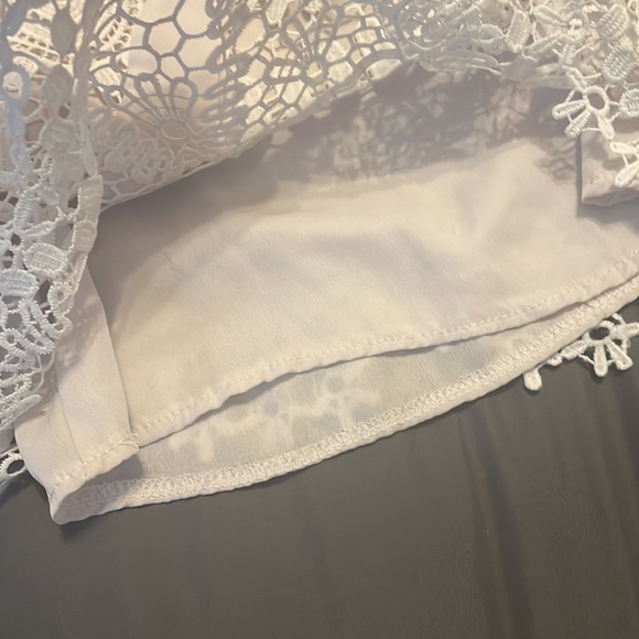 Woman’s White Lacy Shorts - Picture 2 of 5